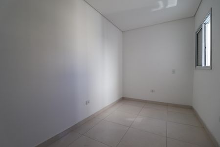 Apartamento para alugar com 123m², 2 quartos e 4 vagasQuarto