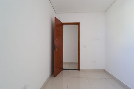 Apartamento para alugar com 123m², 2 quartos e 4 vagasQuarto