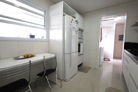 Apartamento à venda com 126m², 3 quartos e 3 vagasCozinha