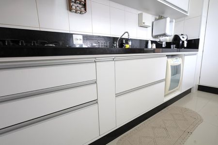 Apartamento à venda com 126m², 3 quartos e 3 vagasCozinha