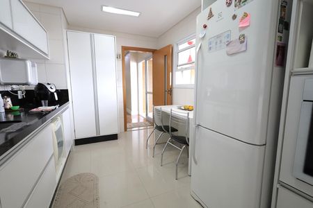 Apartamento à venda com 126m², 3 quartos e 3 vagasCozinha