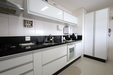 Apartamento à venda com 126m², 3 quartos e 3 vagasCozinha