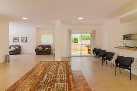 Apartamento à venda com 73m², 2 quartos e 2 vagasÁrea comum - Salão de festas