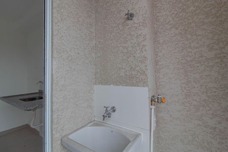 Apartamento à venda com 42m², 2 quartos e 1 vaga Apartamento à venda com 42m², 2 quartos e 1 vagaÁrea de Serviço