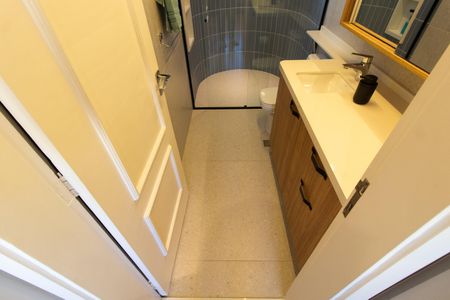 Apartamento à venda com 138m², 3 quartos e 3 vagas Apartamento à venda com 138m², 3 quartos e 3 vagasBanheiro Social