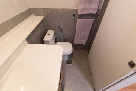 Apartamento à venda com 138m², 3 quartos e 3 vagas Apartamento à venda com 138m², 3 quartos e 3 vagasBanheiro da Suíte