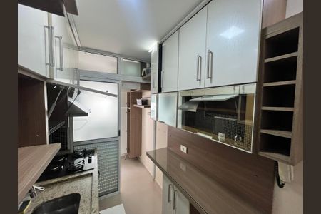 Apartamento à venda com 70m², 2 quartos e 1 vagaCozinha
