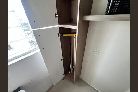 Apartamento à venda com 70m², 2 quartos e 1 vagaÁrea de Serviço
