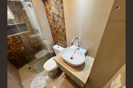 Apartamento à venda com 70m², 2 quartos e 1 vagaBanheiro Social