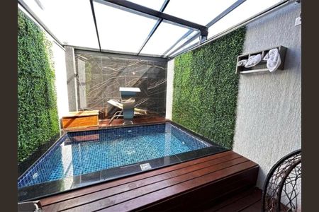 Casa à venda com 160m², 3 quartos e 2 vagas