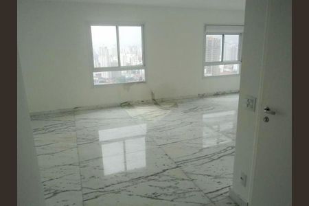 Apartamento à venda com 221m², 4 quartos e 3 vagas