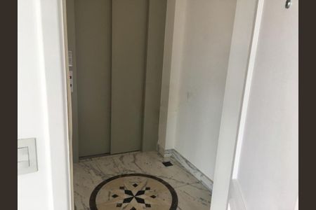 Apartamento à venda com 221m², 4 quartos e 3 vagas
