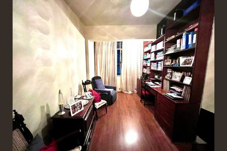 Apartamento à venda com 135m², 3 quartos e 1 vaga