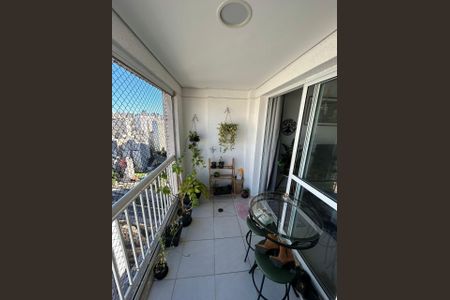 Apartamento à venda com 65m², 2 quartos e 1 vaga