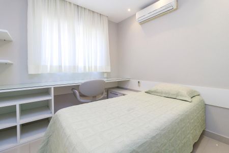 Apartamento à venda com 147m², 4 quartos e 2 vagas Apartamento à venda com 147m², 4 quartos e 2 vagasSuíte 2