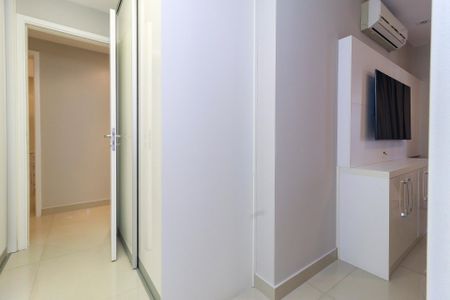 Apartamento à venda com 147m², 4 quartos e 2 vagas Apartamento à venda com 147m², 4 quartos e 2 vagasSuíte 1