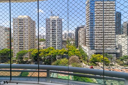Apartamento à venda com 147m², 4 quartos e 2 vagas Apartamento à venda com 147m², 4 quartos e 2 vagasSuíte 1 - Varanda