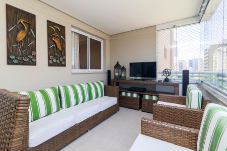 Apartamento à venda com 147m², 4 quartos e 2 vagas Apartamento à venda com 147m², 4 quartos e 2 vagasSala - Varanda