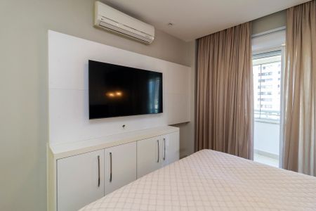 Apartamento à venda com 147m², 4 quartos e 2 vagas Apartamento à venda com 147m², 4 quartos e 2 vagasSuíte 1