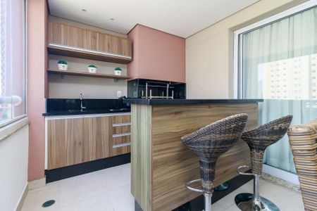 Apartamento à venda com 147m², 4 quartos e 2 vagas Apartamento à venda com 147m², 4 quartos e 2 vagasSala - Varanda