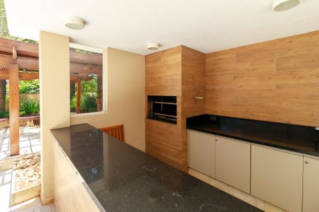 Apartamento à venda com 147m², 4 quartos e 2 vagas Apartamento à venda com 147m², 4 quartos e 2 vagasChurrasqueira