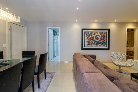 Apartamento à venda com 147m², 4 quartos e 2 vagas Apartamento à venda com 147m², 4 quartos e 2 vagasSala