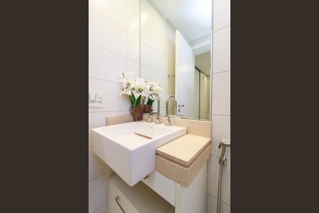 Apartamento à venda com 147m², 4 quartos e 2 vagas Apartamento à venda com 147m², 4 quartos e 2 vagasSuíte 2 - Banheiro