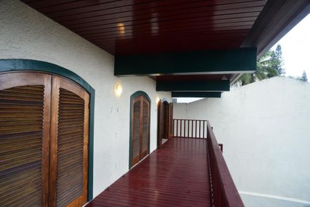 Casa à venda com 657m², 4 quartos e 7 vagasVaranda 