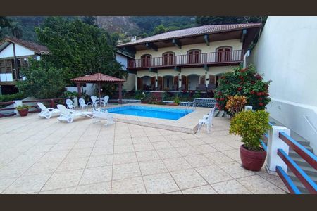 Casa à venda com 657m², 4 quartos e 7 vagasÁrea Externa