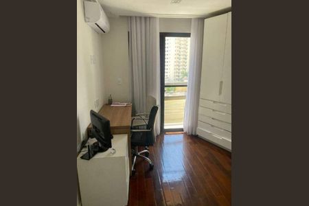 Apartamento à venda com 156m², 3 quartos e 3 vagas
