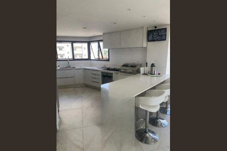 Apartamento à venda com 156m², 3 quartos e 3 vagas