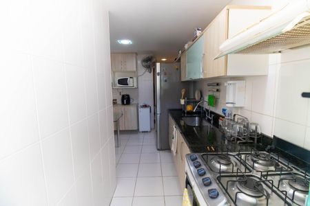 Apartamento à venda com 87m², 2 quartos e 1 vaga Apartamento à venda com 87m², 2 quartos e 1 vagaCozinha e Área de Serviço