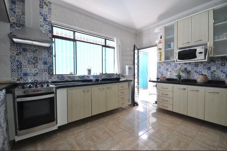 Casa à venda com 190m², 3 quartos e 3 vagasCozinha