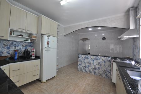 Casa à venda com 190m², 3 quartos e 3 vagasCozinha