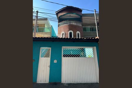 Casa à venda com 190m², 3 quartos e 3 vagasFachada