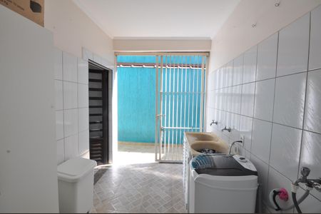 Casa à venda com 190m², 3 quartos e 3 vagasÁrea de serviço