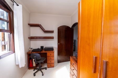 Casa à venda com 257m², 3 quartos e 8 vagas Casa à venda com 257m², 3 quartos e 8 vagasQuarto 2