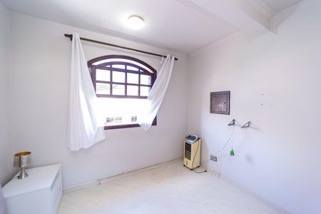 Casa à venda com 257m², 3 quartos e 8 vagas Casa à venda com 257m², 3 quartos e 8 vagasQuarto 1