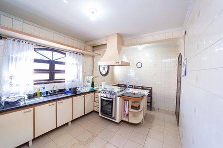 Casa à venda com 257m², 3 quartos e 8 vagas Casa à venda com 257m², 3 quartos e 8 vagasCozinha