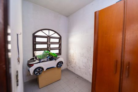 Casa à venda com 257m², 3 quartos e 8 vagas Casa à venda com 257m², 3 quartos e 8 vagasQuarto de Serviço