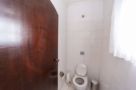 Casa à venda com 257m², 3 quartos e 8 vagas Casa à venda com 257m², 3 quartos e 8 vagasLavabo