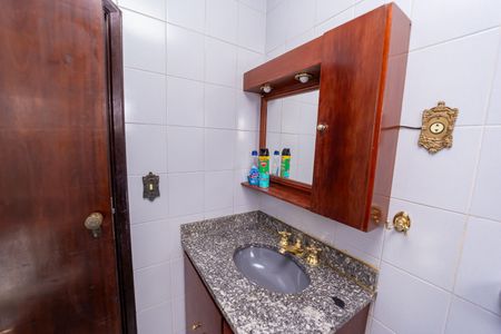 Casa à venda com 257m², 3 quartos e 8 vagas Casa à venda com 257m², 3 quartos e 8 vagasBanheiro da Suíte