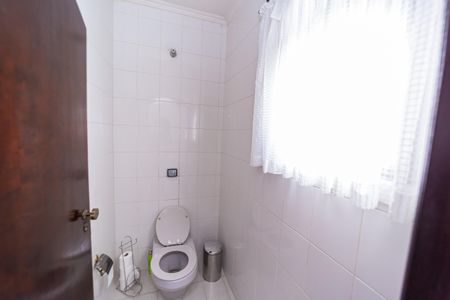 Casa à venda com 257m², 3 quartos e 8 vagas Casa à venda com 257m², 3 quartos e 8 vagasLavabo