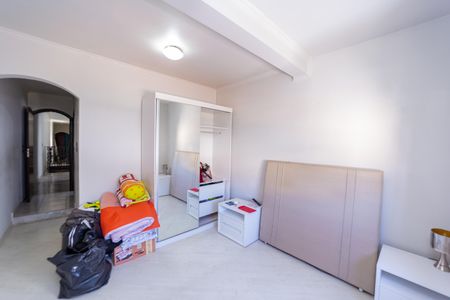 Casa à venda com 257m², 3 quartos e 8 vagas Casa à venda com 257m², 3 quartos e 8 vagasQuarto 1