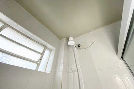 Casa de condomínio à venda com 60m², 2 quartos e 1 vagaBanheiro