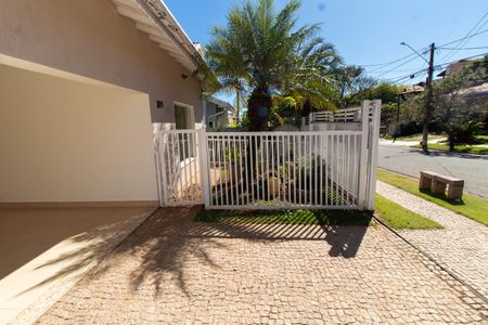 Casa de condomínio à venda com 308m², 3 quartos e 4 vagas Casa de condomínio à venda com 308m², 3 quartos e 4 vagasÁrea comum