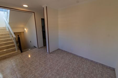 Casa de condomínio à venda com 308m², 3 quartos e 4 vagas Casa de condomínio à venda com 308m², 3 quartos e 4 vagasCopa