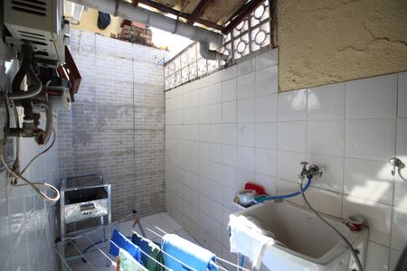 Casa de condomínio à venda com 87m², 2 quartos e 1 vagaÁrea de Serviço