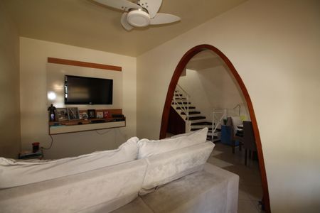 Casa de condomínio à venda com 87m², 2 quartos e 1 vagaSala