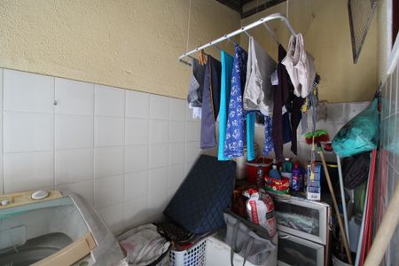 Casa de condomínio à venda com 87m², 2 quartos e 1 vagaÁrea de Serviço